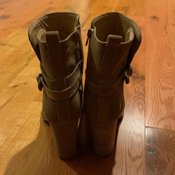Lucky Brand Heeled Suede Booties Size 8.5 - Picture 3 of 5